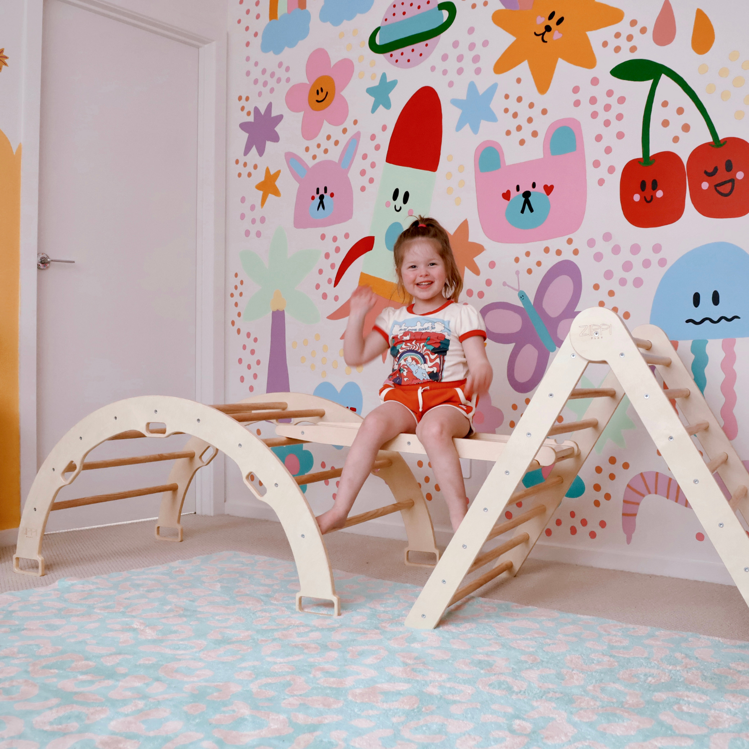 Connect your rocking arch and pikler triangle with our baby ramp for the ultimate set